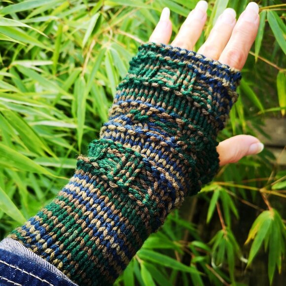 Green Blue Camouflage Handmade in Canada Fingerless Texting Gloves Armwarmer - Picture 2 of 7